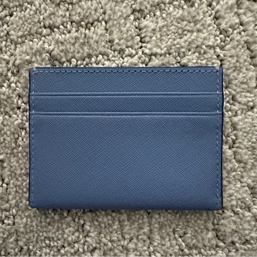 Tory Burch card holder - Picture 2 of 3